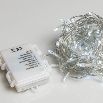 100Led Λαμπάκια Μπαταρίας Με Πρόγραμμα Και Χρονοδιακόπτη Διάφανο Καλώδιο / Λευκό Λαμπάκι , (7,5cm Απόσταση) 7,5 Μέτρα (Kelvin: 6.000 - 10.000)