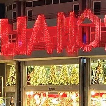 1600L Led Συμμετρική Κουρτίνα Display Wifi Με Μετασχηματιστή Ip67 Με Δυνατότητα Προσαρμογής Οποιουδήποτε Κειμένου 400 x 400(h)cm,Με Διάφανο Πλακέ Καλώδιο Και Rgb Λαμπάκι